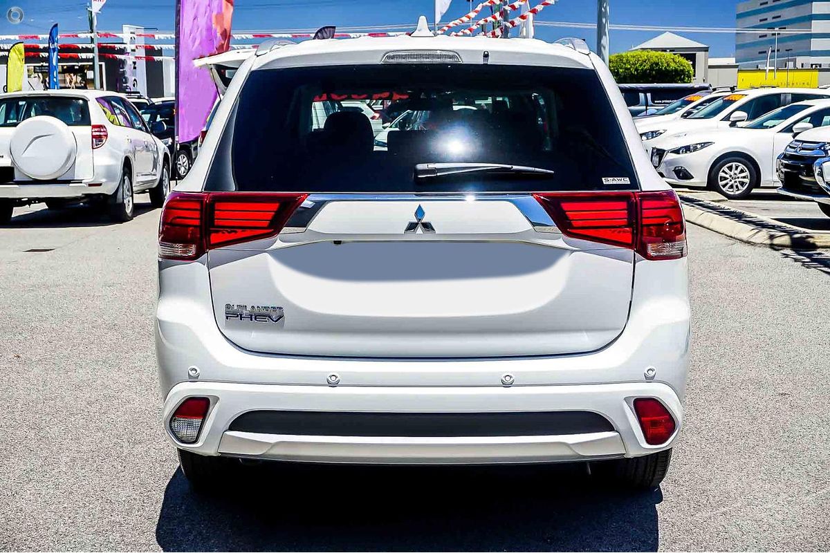 2017 Mitsubishi Outlander PHEV LS ZK