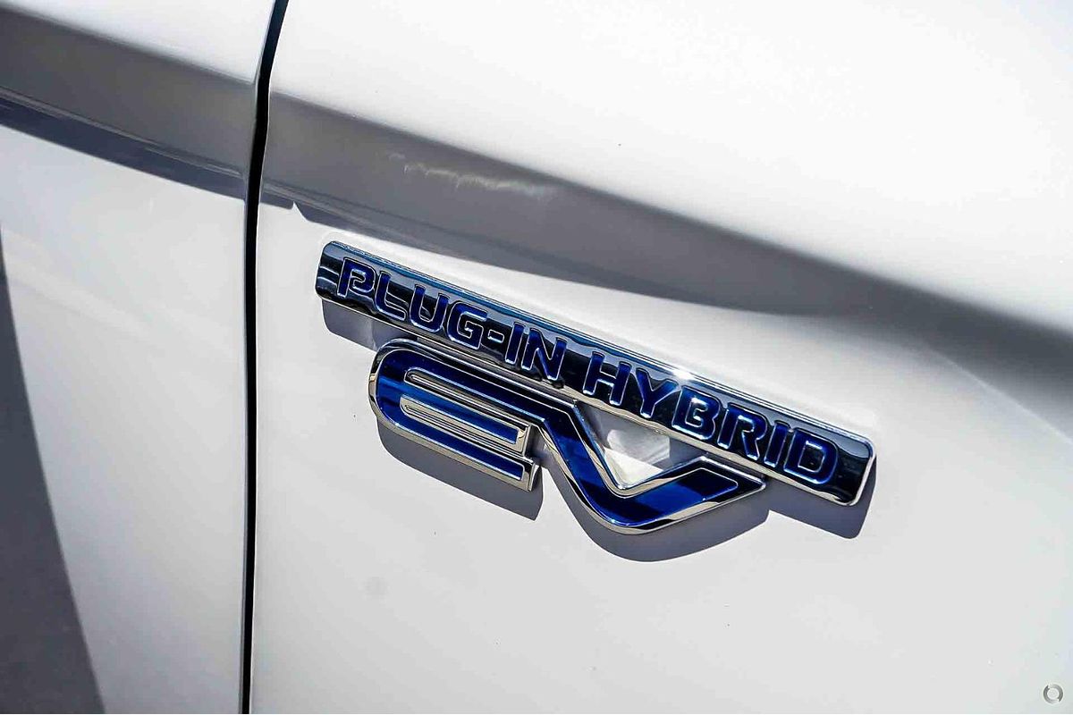 2017 Mitsubishi Outlander PHEV LS ZK