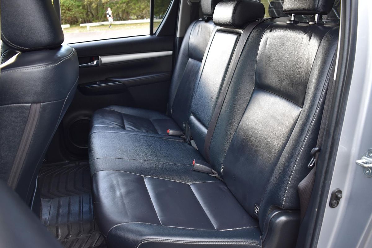 2016 Toyota Hilux SR5 GUN126R 4X4