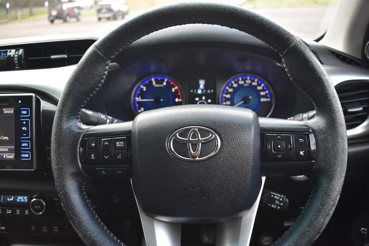 2016 Toyota Hilux SR5 GUN126R 4X4