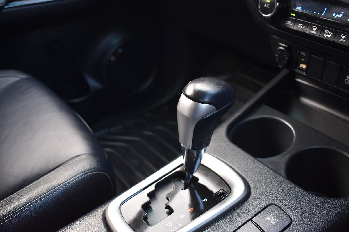 2016 Toyota Hilux SR5 GUN126R 4X4