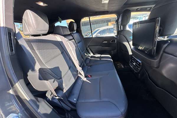 2022 Toyota Landcruiser Sahara FJA300R