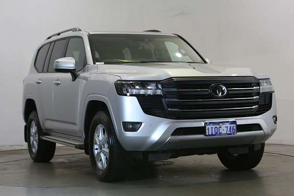 2024 Toyota Landcruiser GXL FJA300R