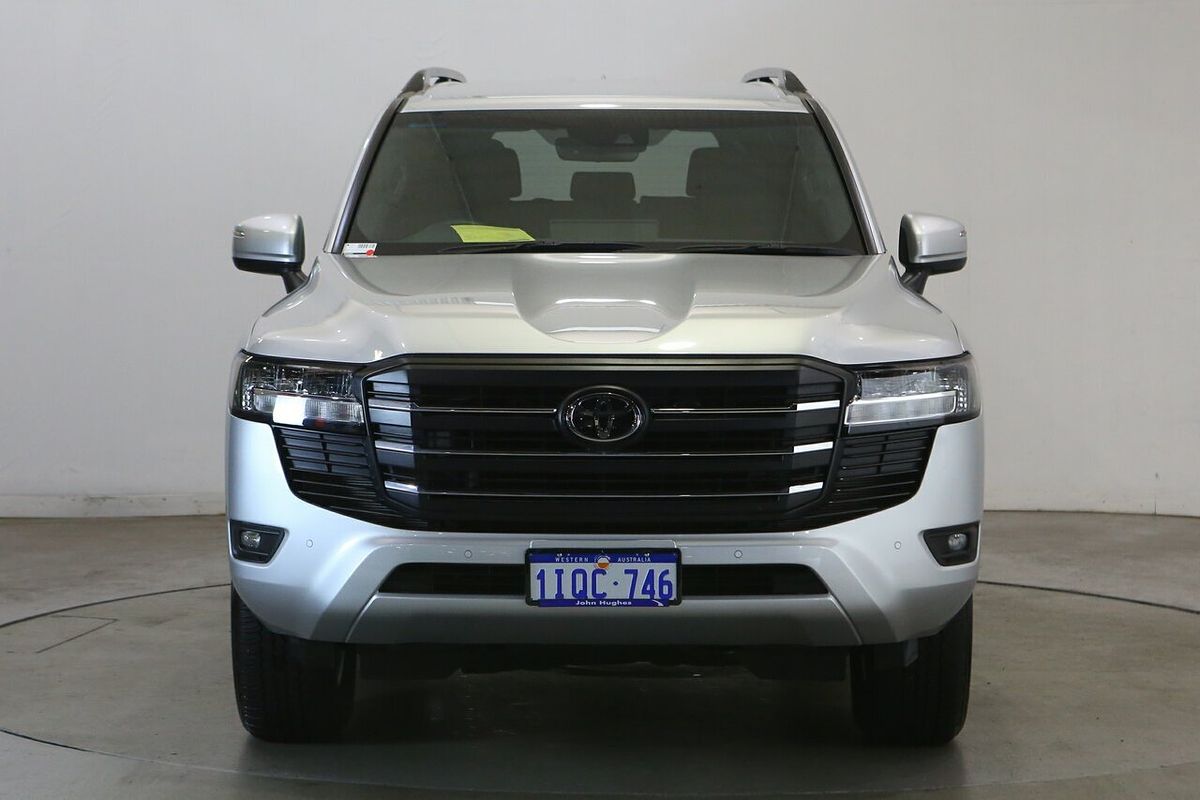2024 Toyota Landcruiser GXL FJA300R