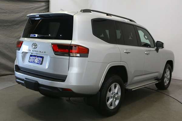 2024 Toyota Landcruiser GXL FJA300R