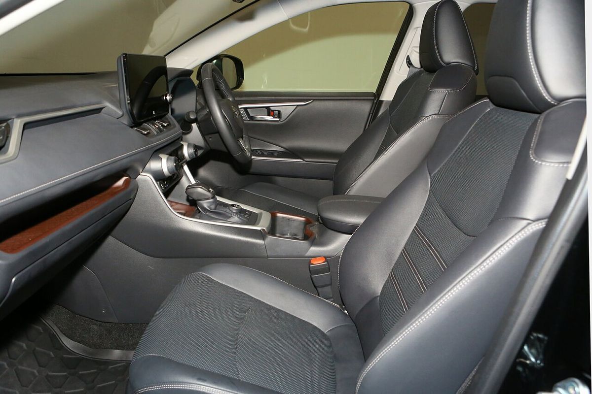 2024 Toyota RAV4 Cruiser AXAH54R