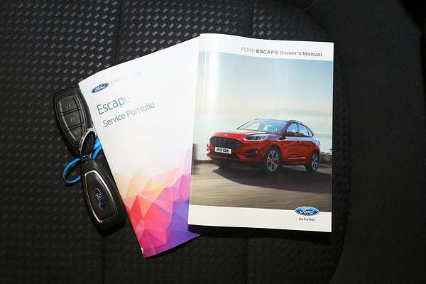 2022 Ford Escape ST-Line ZH