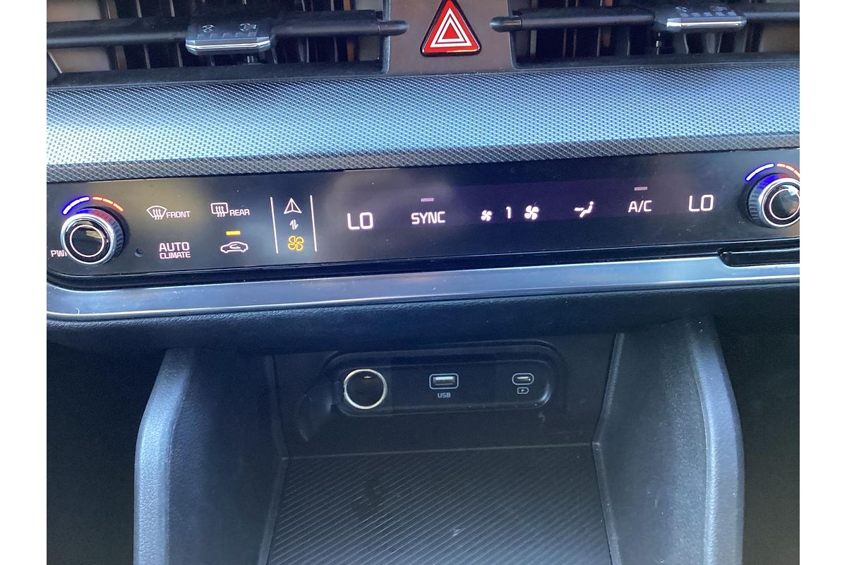 2022 Kia Sportage SX+ NQ5