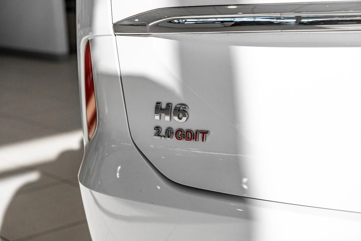 2022 GWM H6 Ultra B01