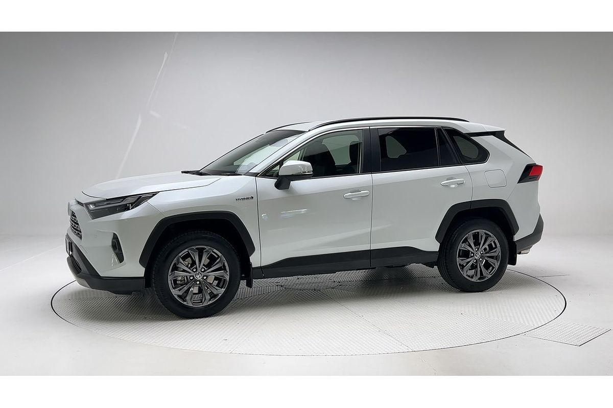 2024 Toyota RAV4 GXL AXAH52R