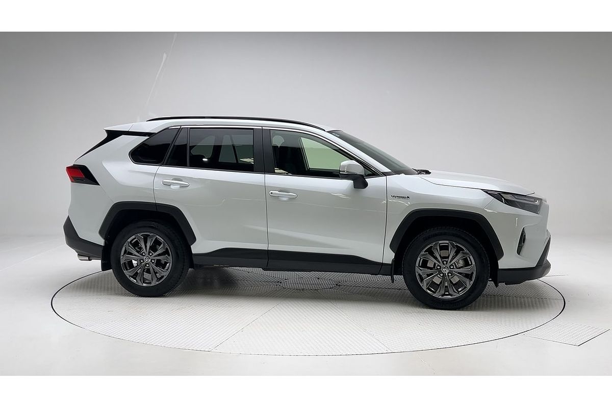 2024 Toyota RAV4 GXL AXAH52R
