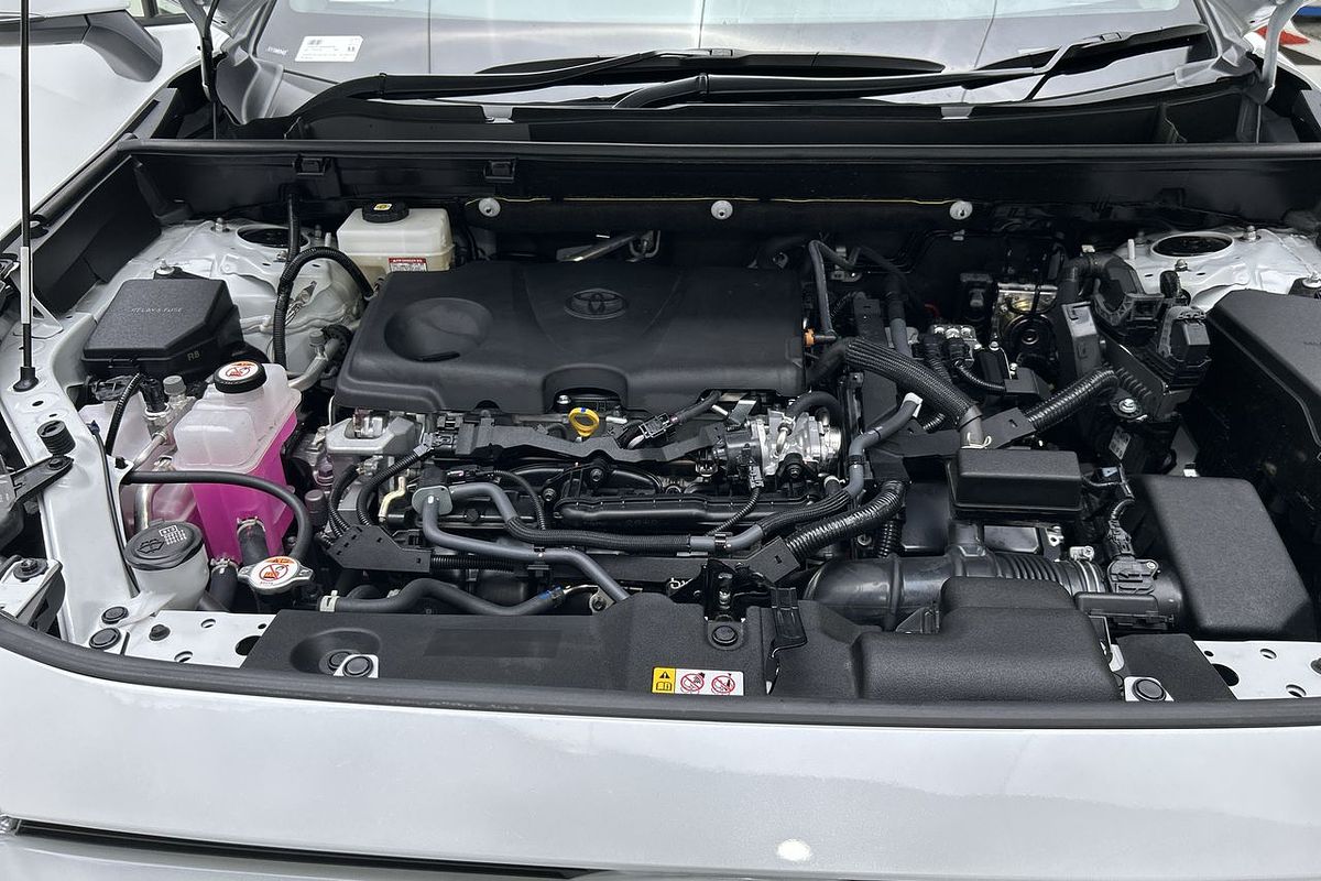 2024 Toyota RAV4 GXL AXAH52R