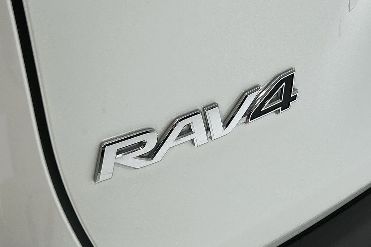 2024 Toyota RAV4 GXL AXAH52R