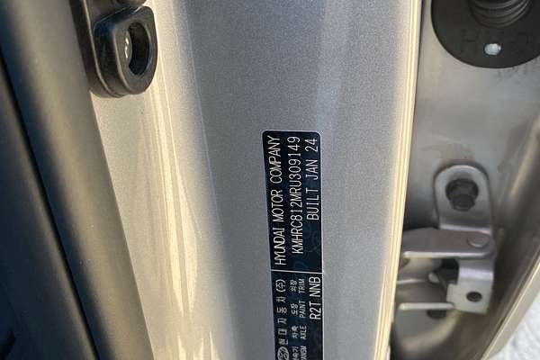 2024 Hyundai Venue Elite QX.V5