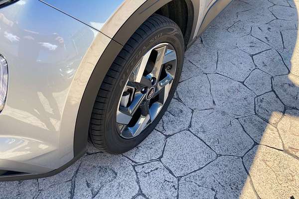 2024 Hyundai Venue Elite QX.V5