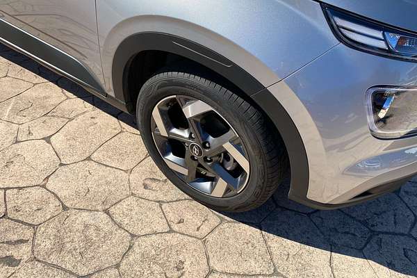 2024 Hyundai Venue Elite QX.V5