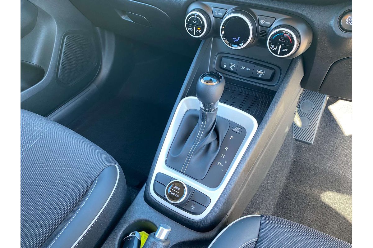 2024 Hyundai Venue Elite QX.V5