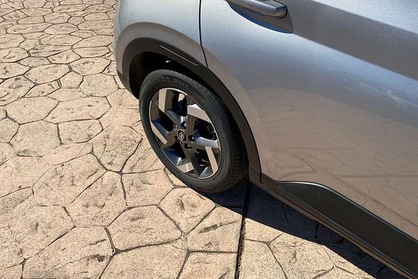2024 Hyundai Venue Elite QX.V5