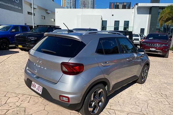 2024 Hyundai Venue Elite QX.V5
