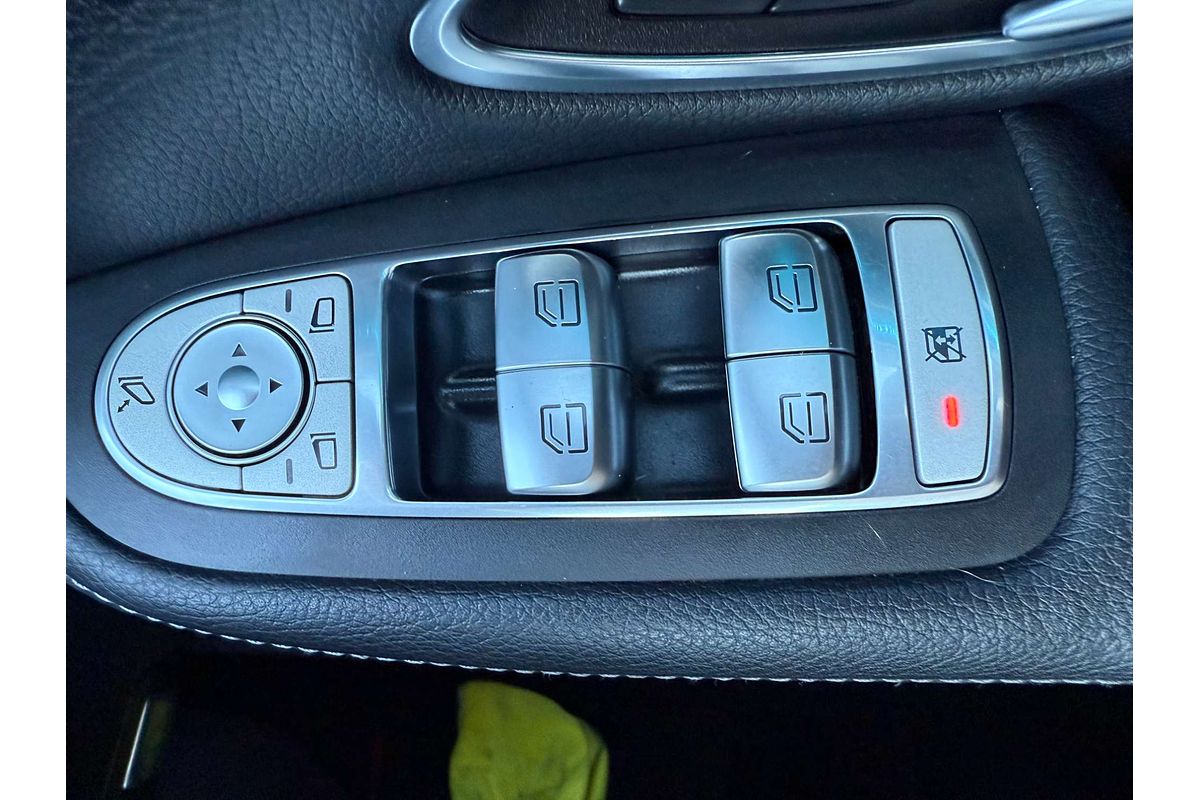 2016 Mercedes-Benz C-Class C200 W205