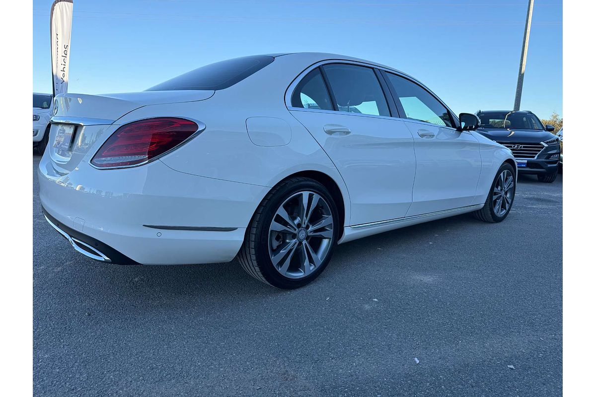 2016 Mercedes-Benz C-Class C200 W205