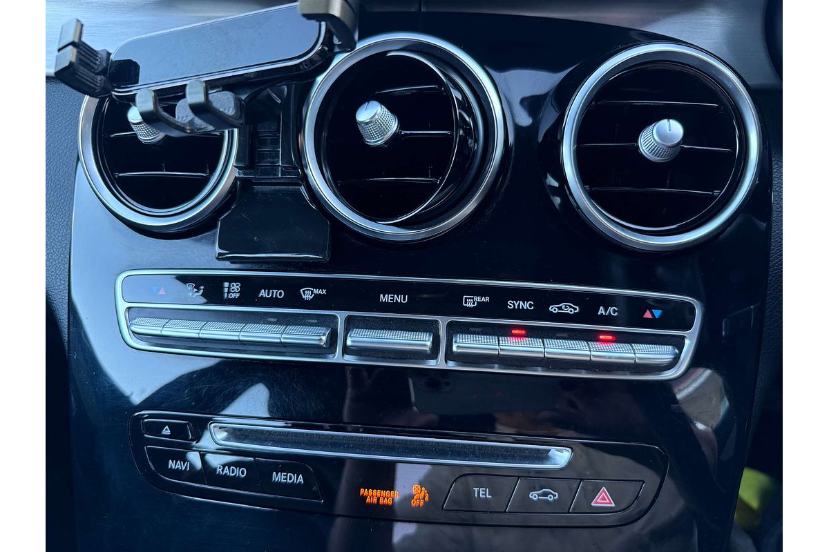 2016 Mercedes-Benz C-Class C200 W205