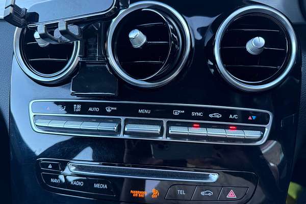 2016 Mercedes-Benz C-Class C200 W205