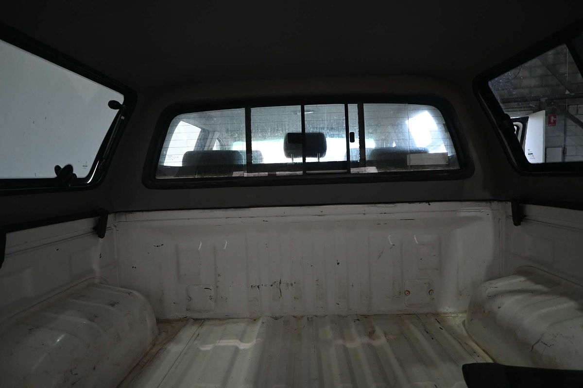 2013 Toyota Hilux SR KUN26R 4X4