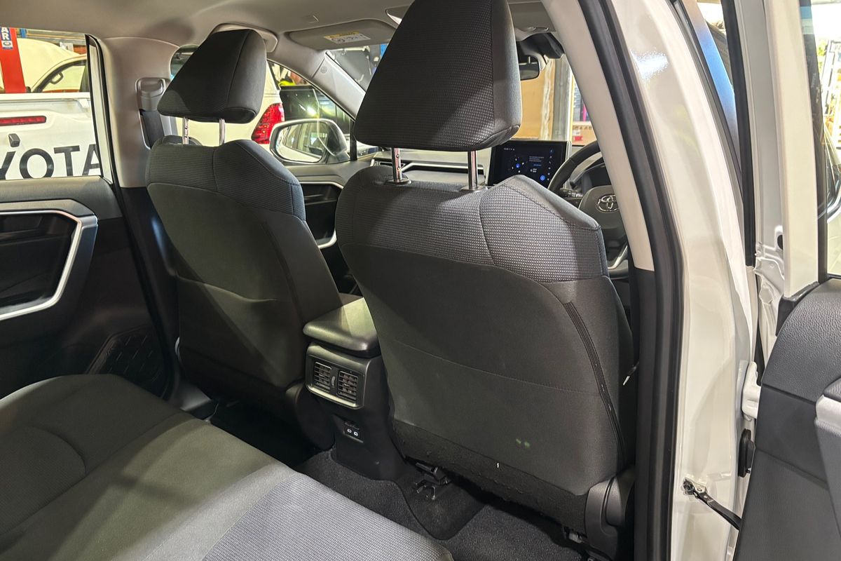 2024 Toyota RAV4 GX AXAH52R