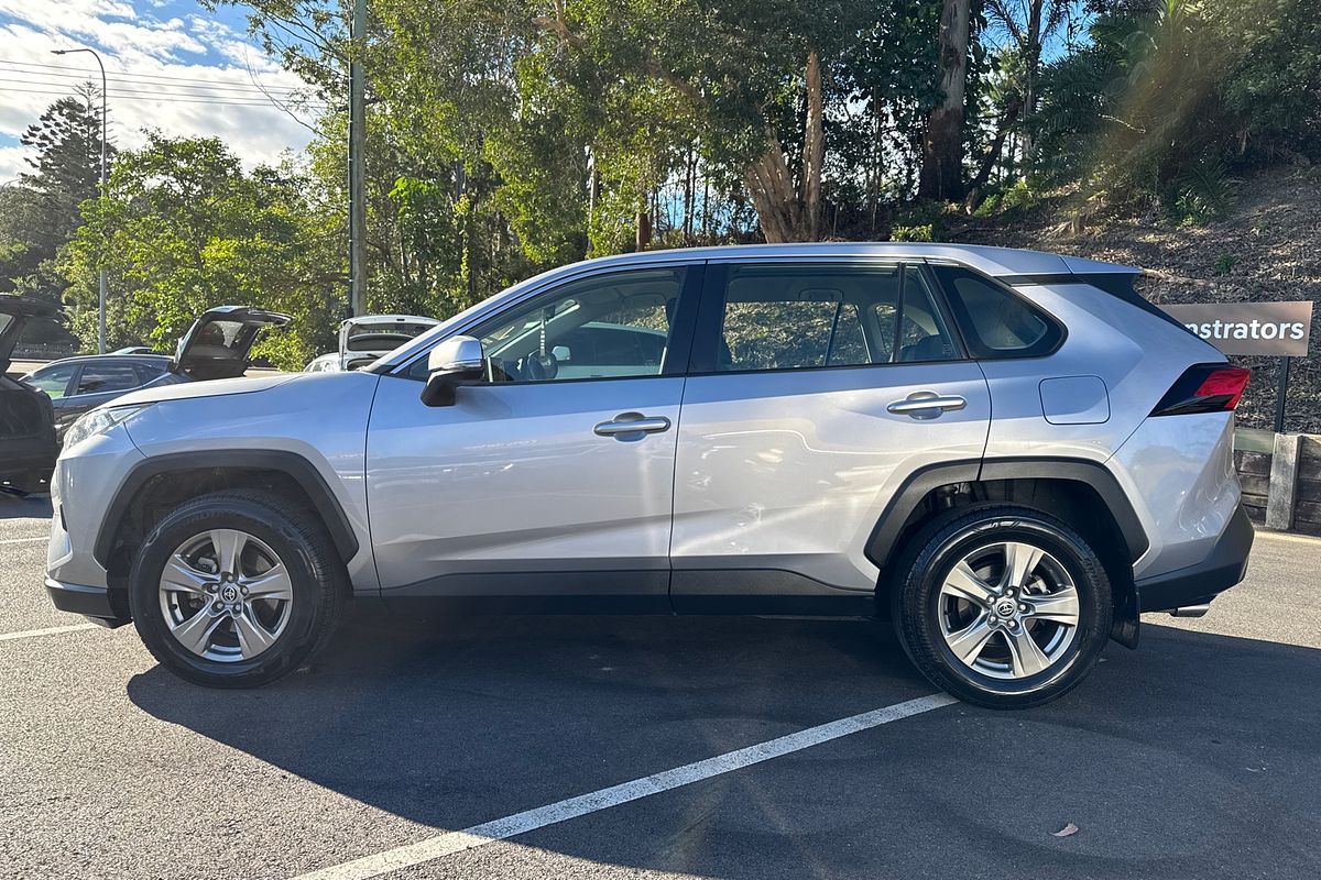 2022 Toyota RAV4 GX MXAA52R