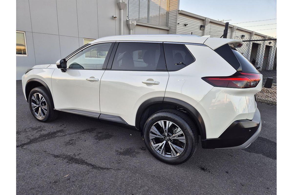 2023 Nissan X-TRAIL ST-L T33
