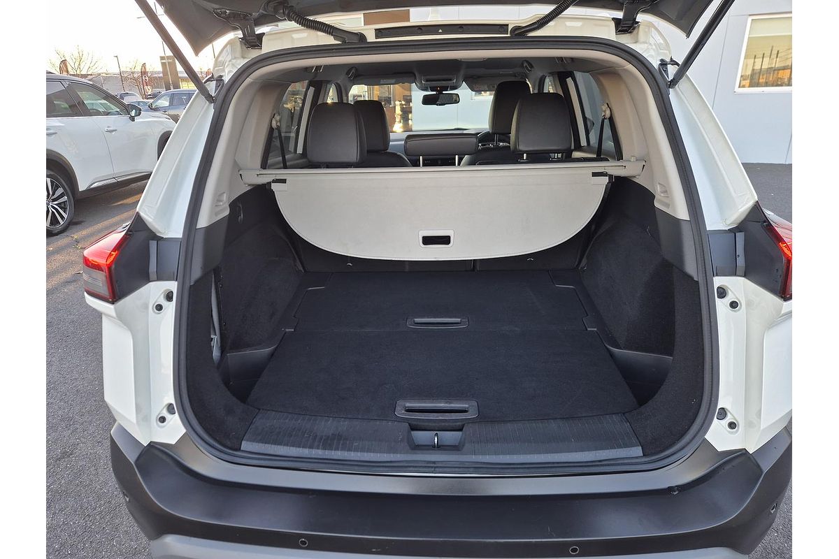 2023 Nissan X-TRAIL ST-L T33