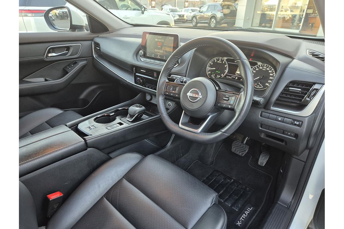 2023 Nissan X-TRAIL ST-L T33