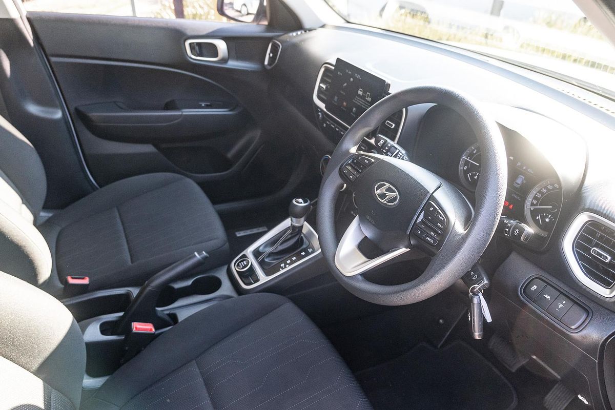 2020 Hyundai Venue Go QX