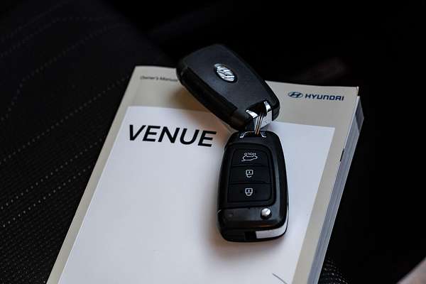 2020 Hyundai Venue Go QX