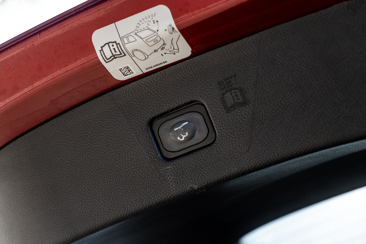 2019 Ford Endura ST-Line CA