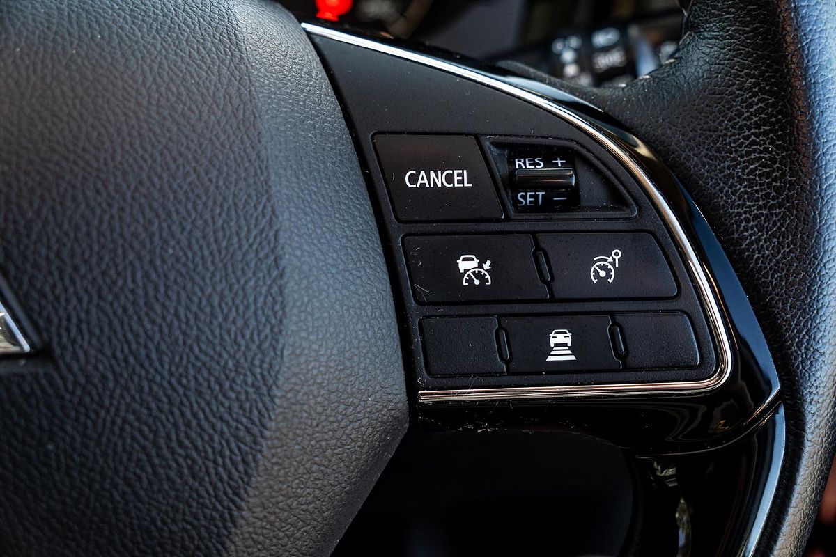 2020 Mitsubishi Outlander LS ZL