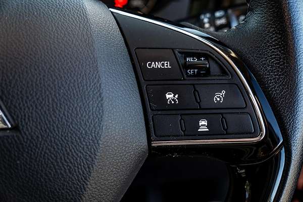 2020 Mitsubishi Outlander LS ZL