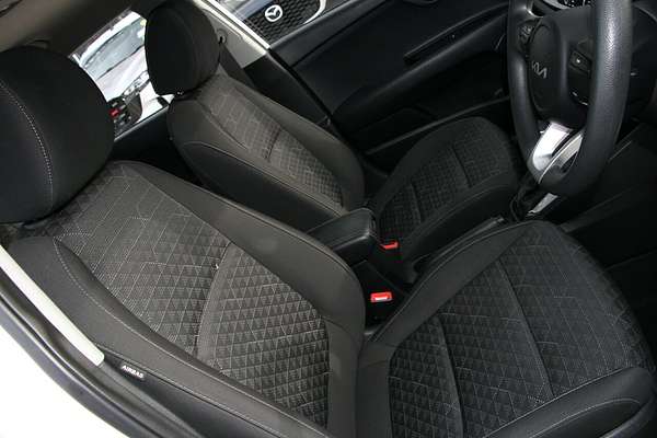 2023 Kia Rio S YB