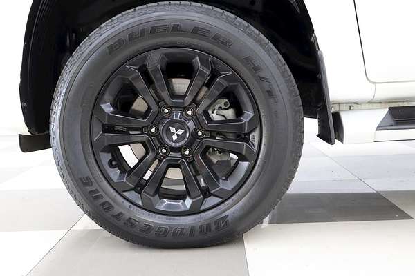 2022 Mitsubishi Triton GLX-R MR 4X4