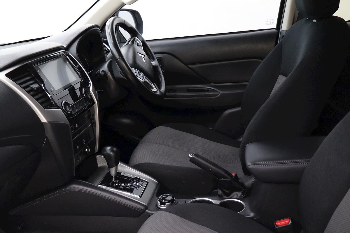 2022 Mitsubishi Triton GLX-R MR 4X4