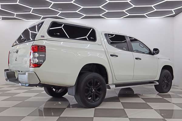 2022 Mitsubishi Triton GLX-R MR 4X4