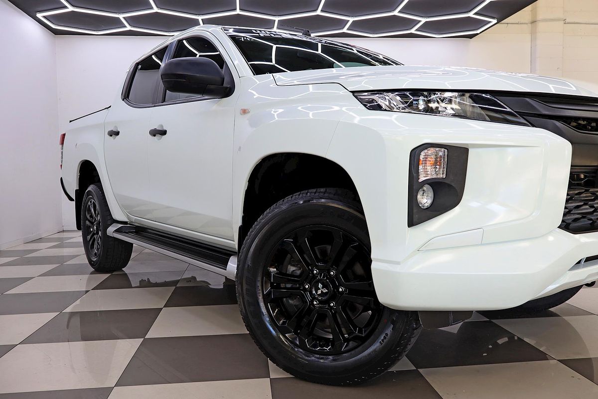 2022 Mitsubishi Triton GLX-R MR 4X4