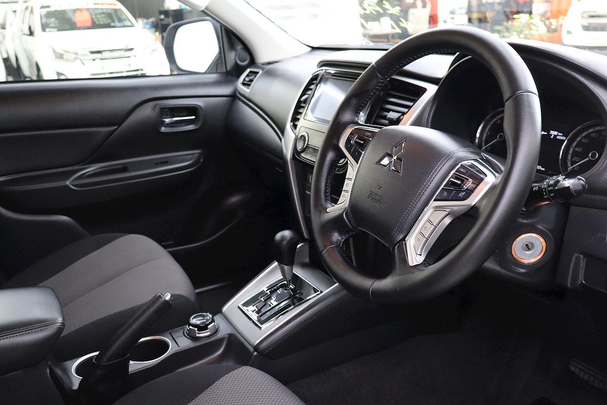 2022 Mitsubishi Triton GLX-R MR 4X4
