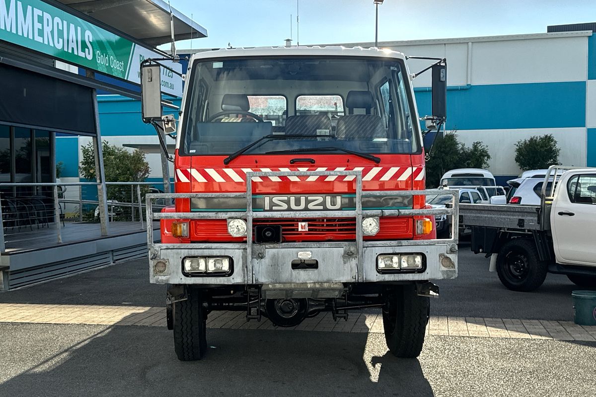 1995 Isuzu FTS DUAL CAB 700