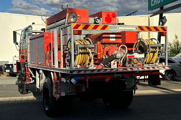 1995 Isuzu FTS DUAL CAB 700
