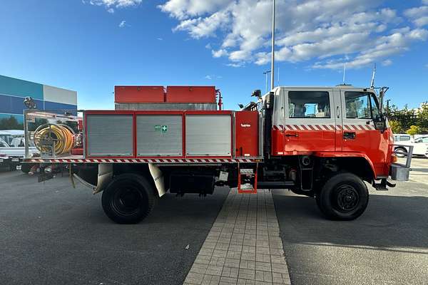 1995 Isuzu FTS DUAL CAB 700