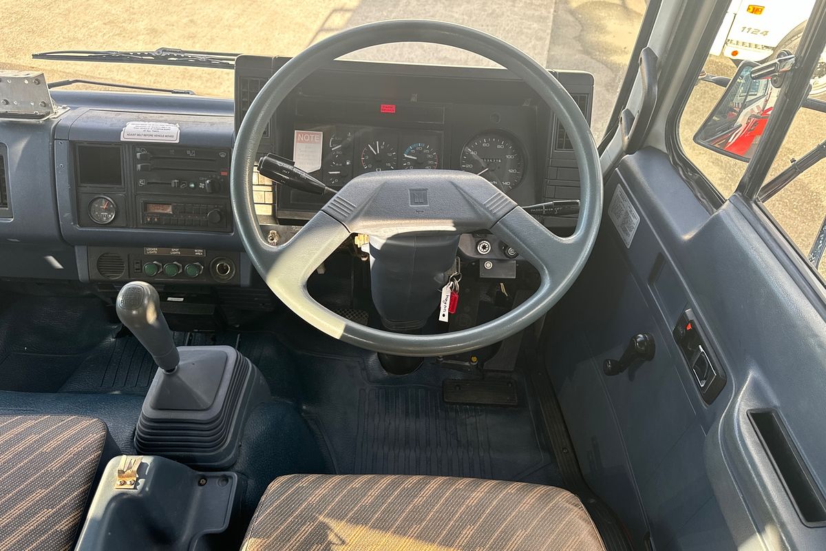 1995 Isuzu FTS DUAL CAB 700