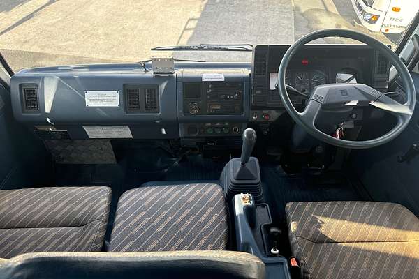 1995 Isuzu FTS DUAL CAB 700