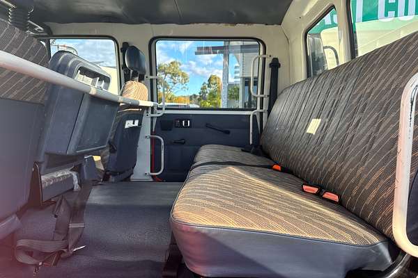 1995 Isuzu FTS DUAL CAB 700
